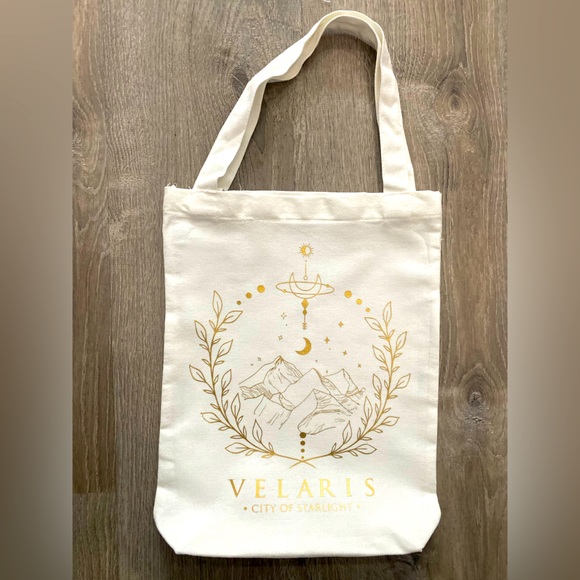 New! Velaris city of starlight tote. ACOTAR inspired 📚 - Picture 2 of 4